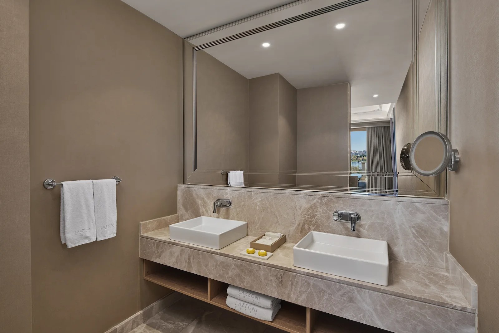 Lifestyle Terrace Suite With Spa Bath